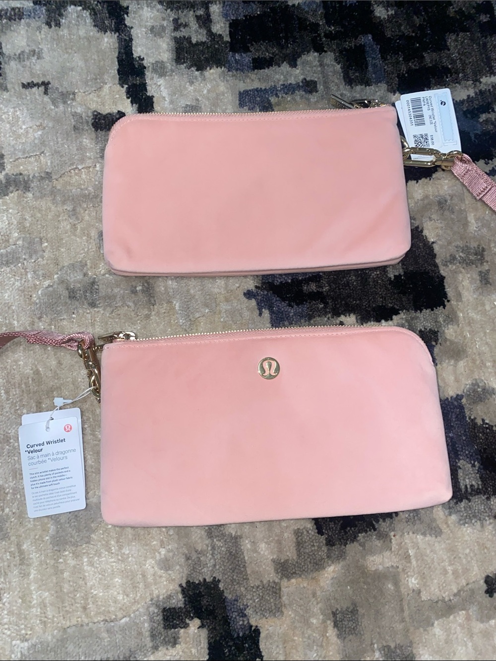 💝 FREE GIFT W PURCHASE 🎁LULULEMON CURVED WRISTLET VELOUR PINK